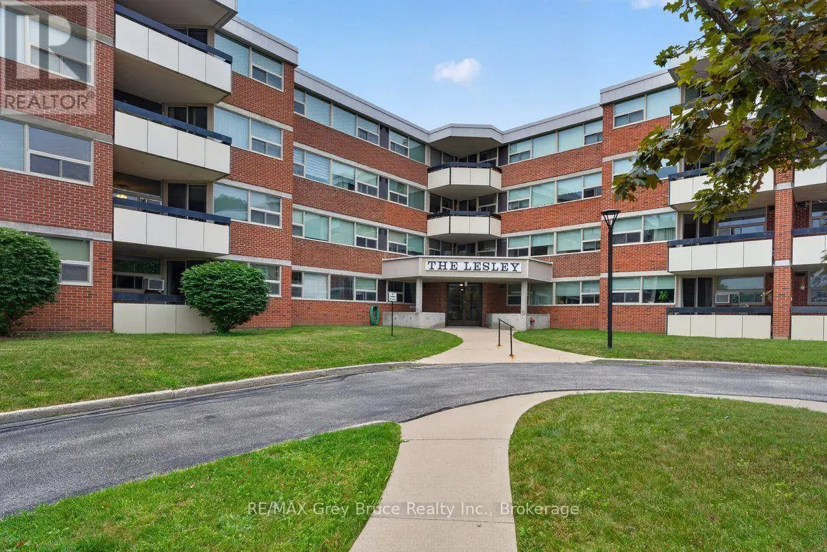 208 - 860 9th Street, Owen Sound