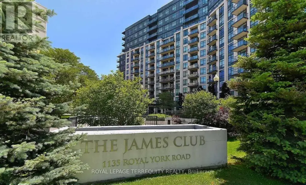 218 - 1135 Royal York Road, Toronto (Edenbridge-Humber Valley)