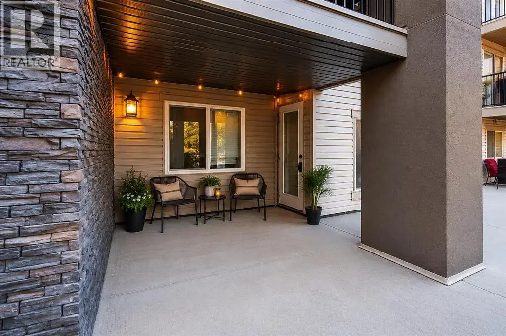 8112, 403 Mackenzie Way Sw, Airdrie