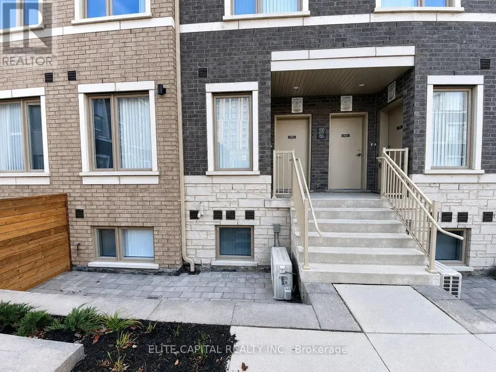 Th 351 - 100 Honeycrisp Crescent, Vaughan (Vaughan Corporate Centre)