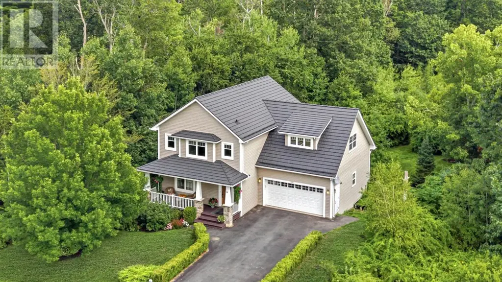 16 Tailfeather Court, North Kentville