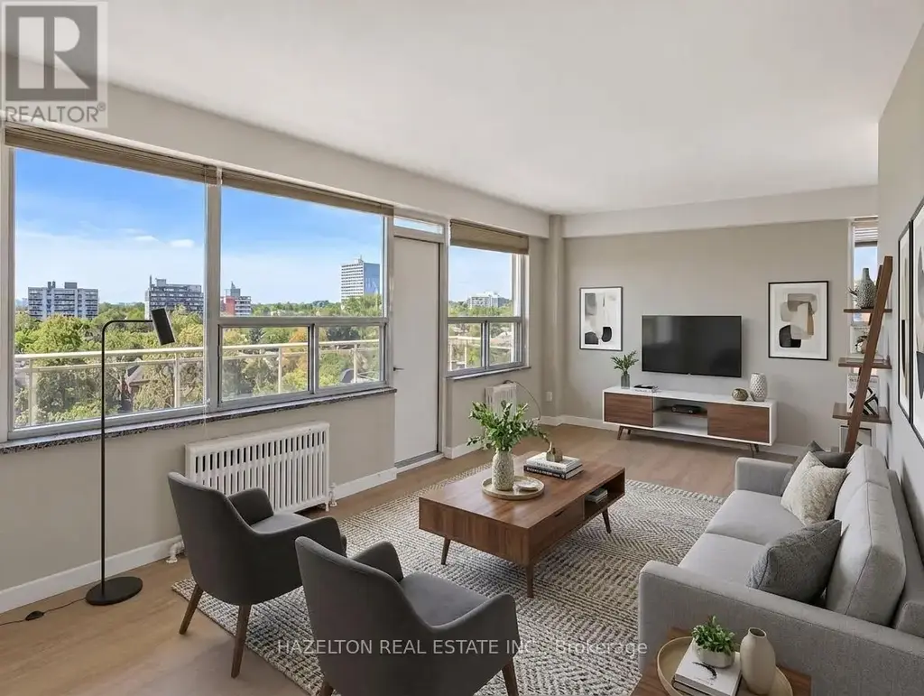 706 - 206 St George Street, Toronto (Annex)