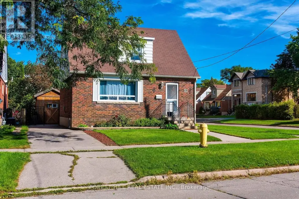 32 Stamford Square N, Toronto (Clairlea-Birchmount)