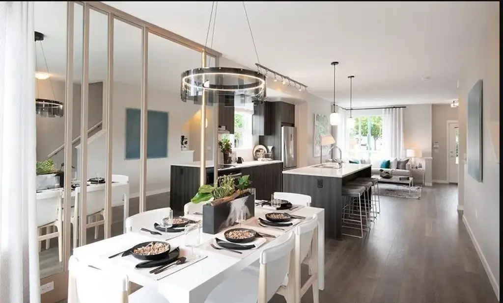 128 15111 Edmund Drive, Surrey