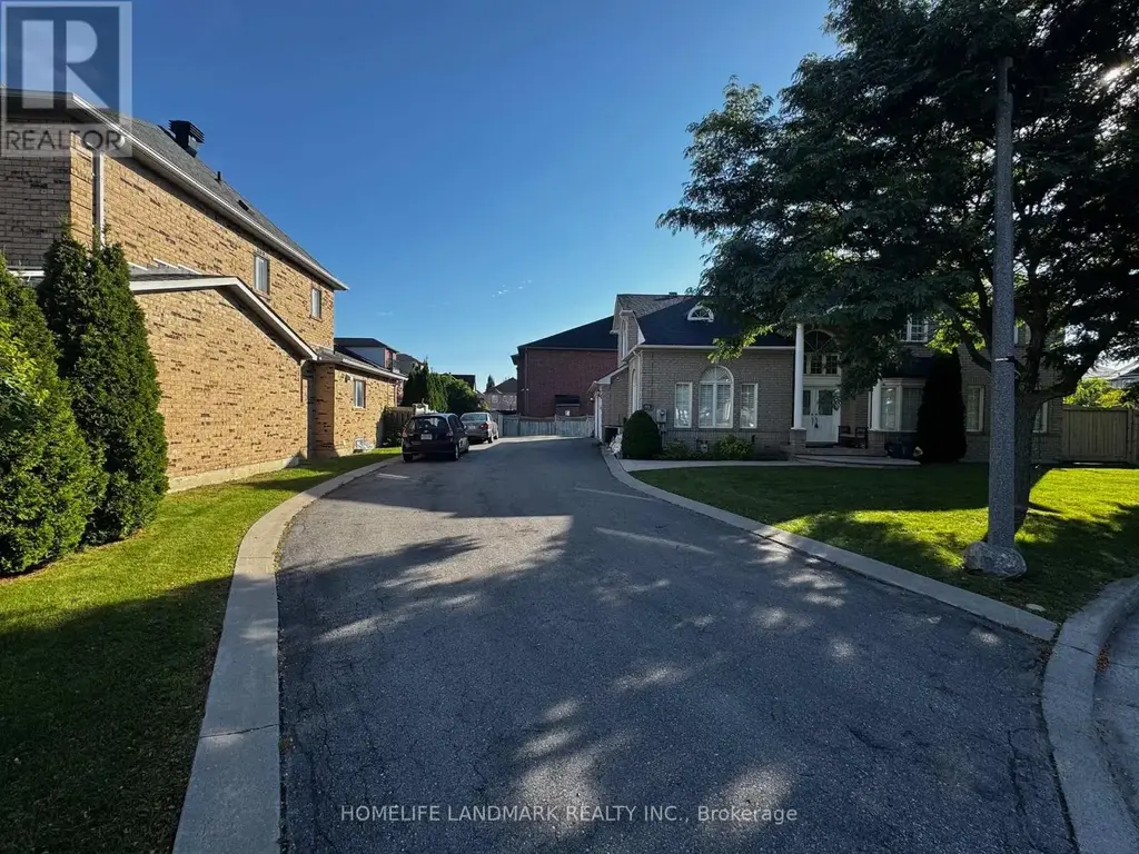 33 Ramsgate Court, Markham (Milliken Mills East)
