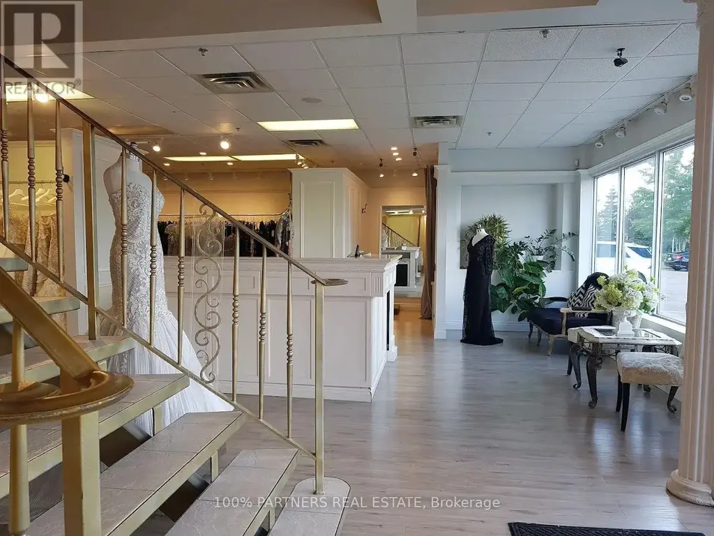 10-11 - 8611 Weston Road, Vaughan (East Woodbridge)