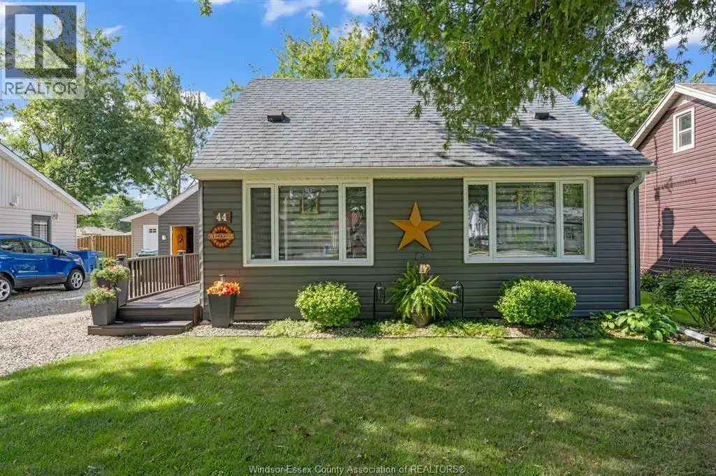 44 Hanlan Street North, Essex