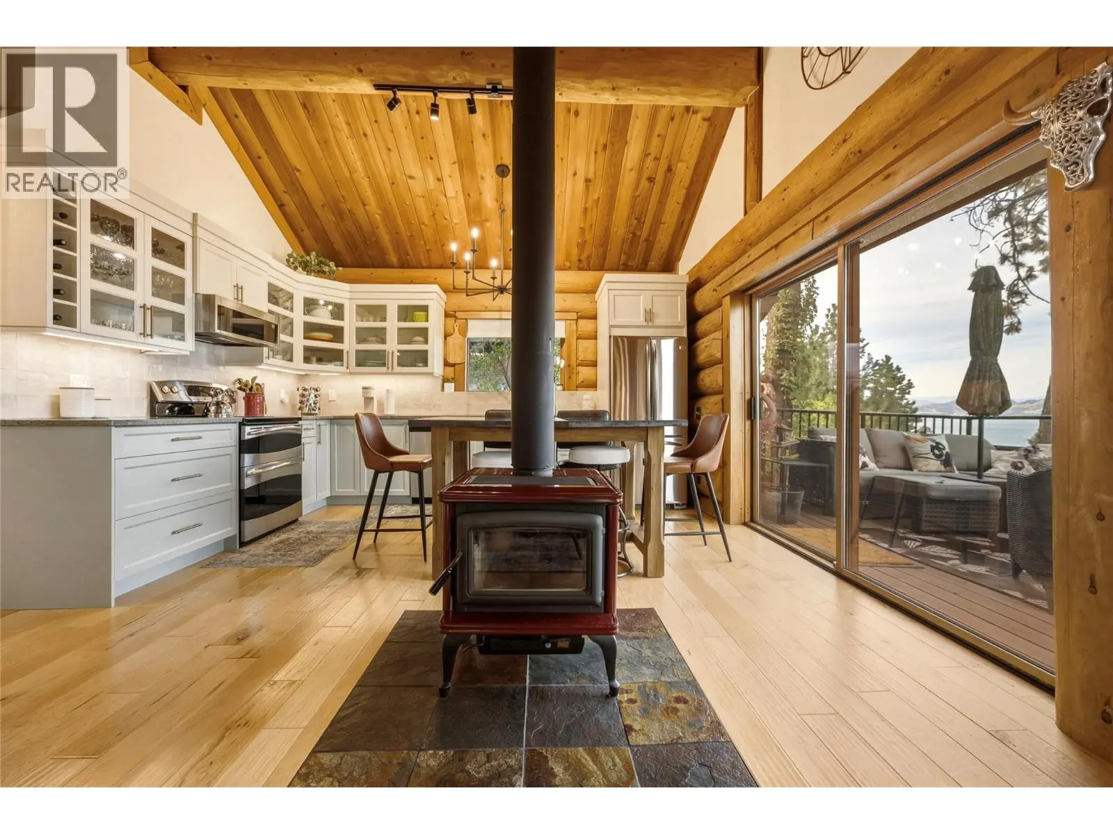1934 Paly Road. Kelowna, British Columbia