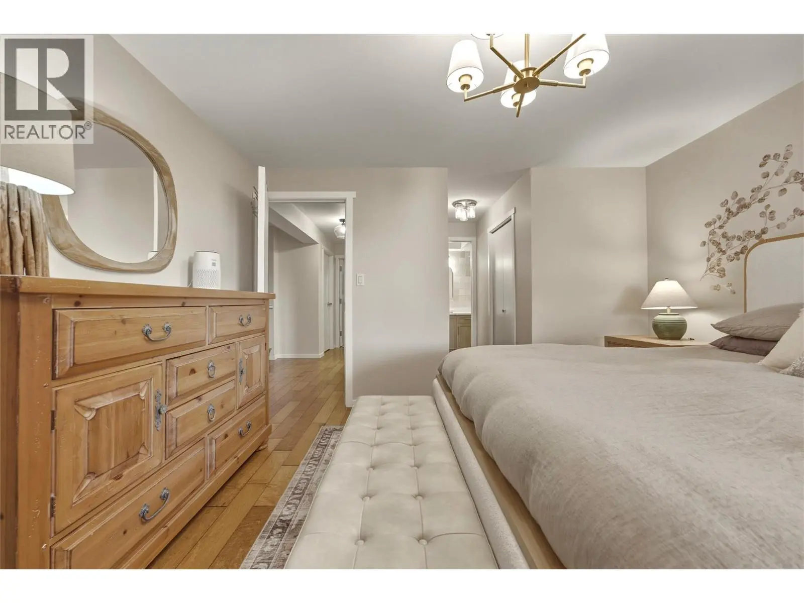 1934 Paly Road. Kelowna, British Columbia