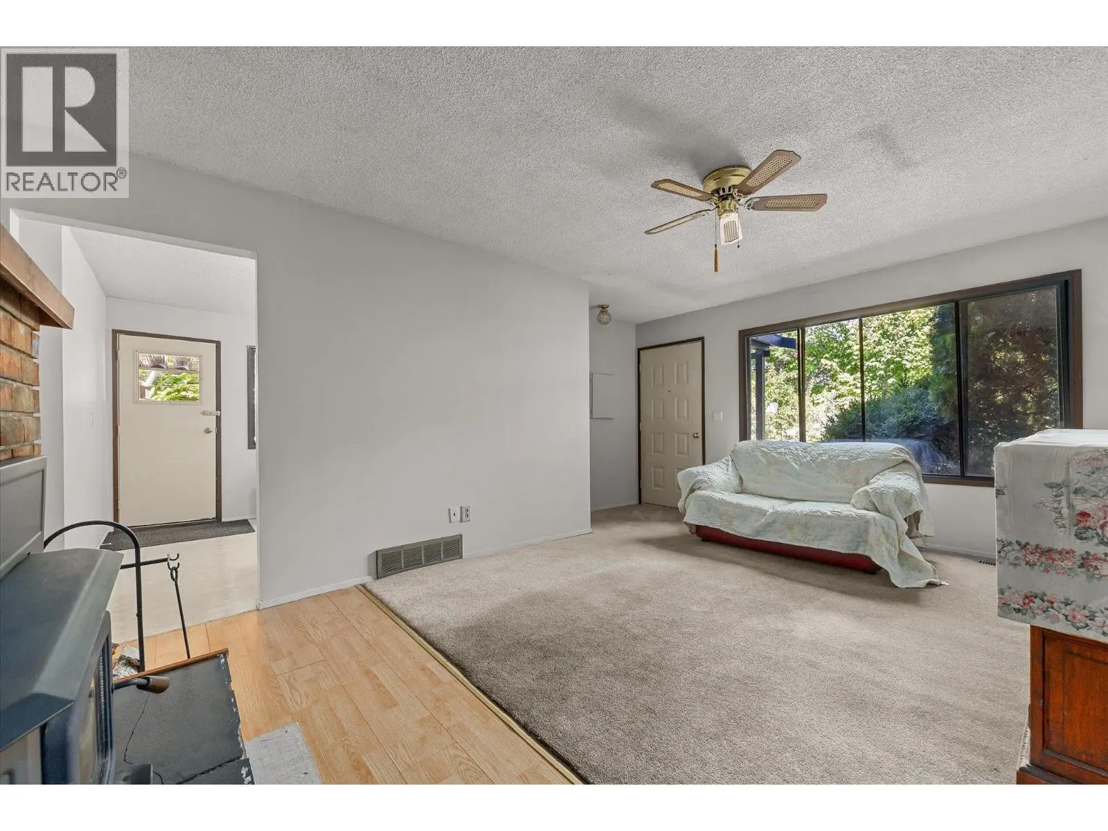 1485 Leaside Avenue. Kelowna, British Columbia