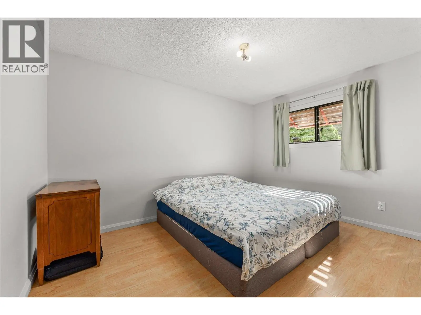 1485 Leaside Avenue. Kelowna, British Columbia