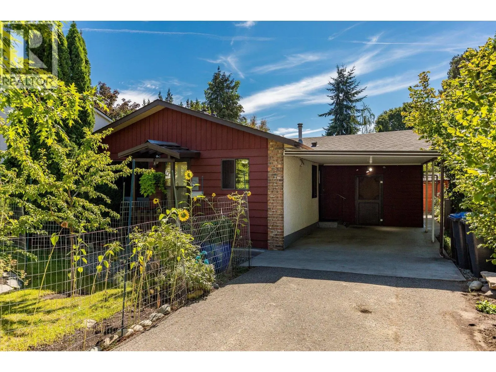 1485 Leaside Avenue. Kelowna, British Columbia