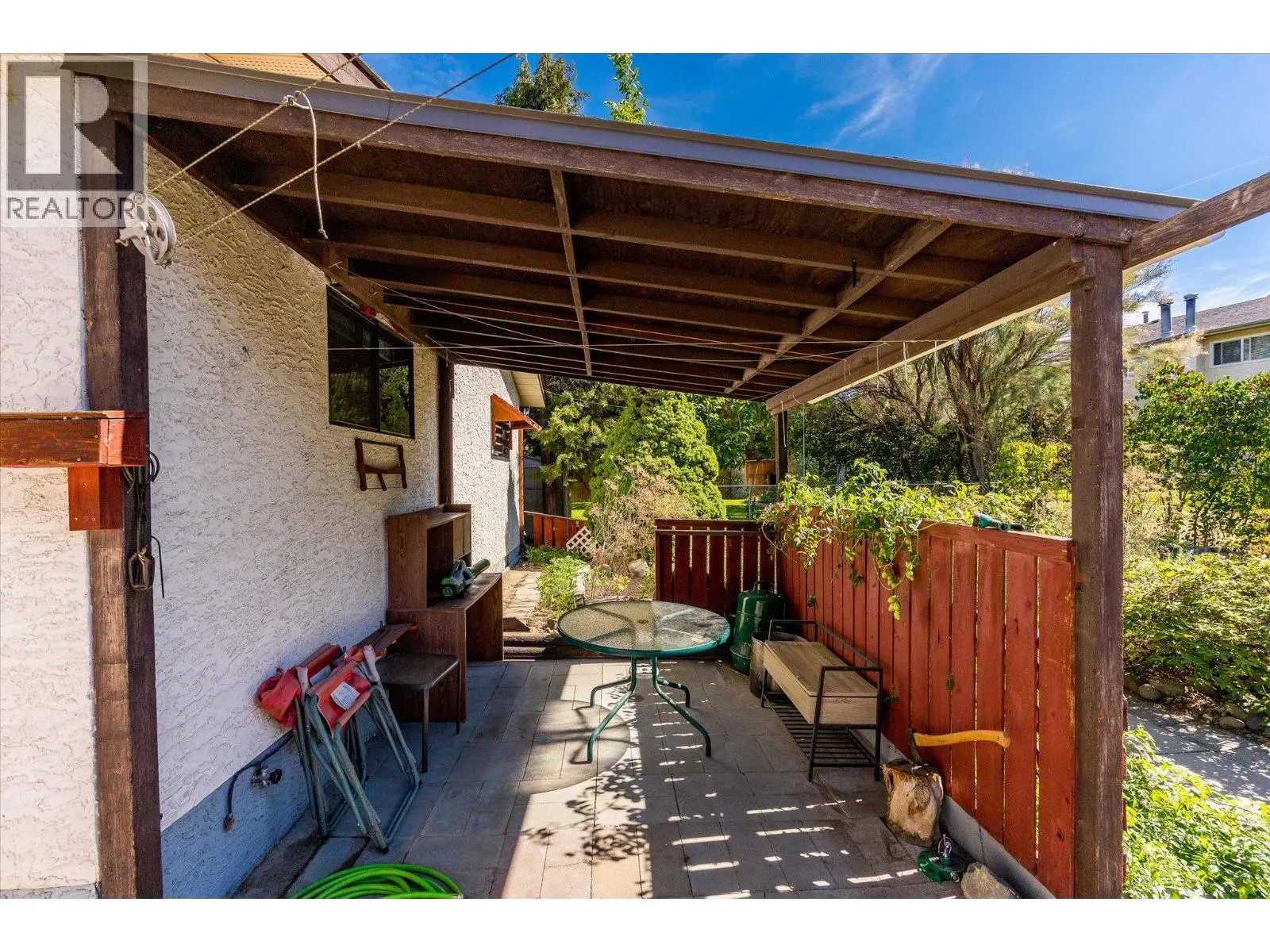 1485 Leaside Avenue. Kelowna, British Columbia