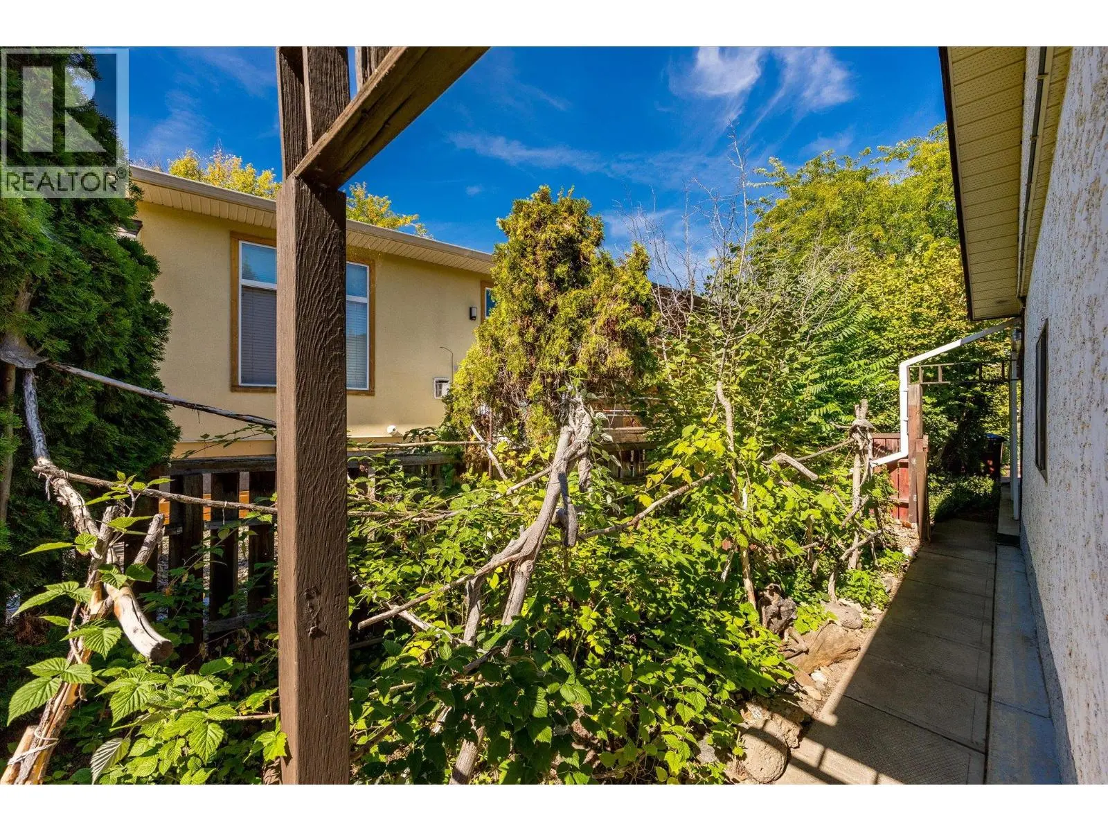 1485 Leaside Avenue. Kelowna, British Columbia
