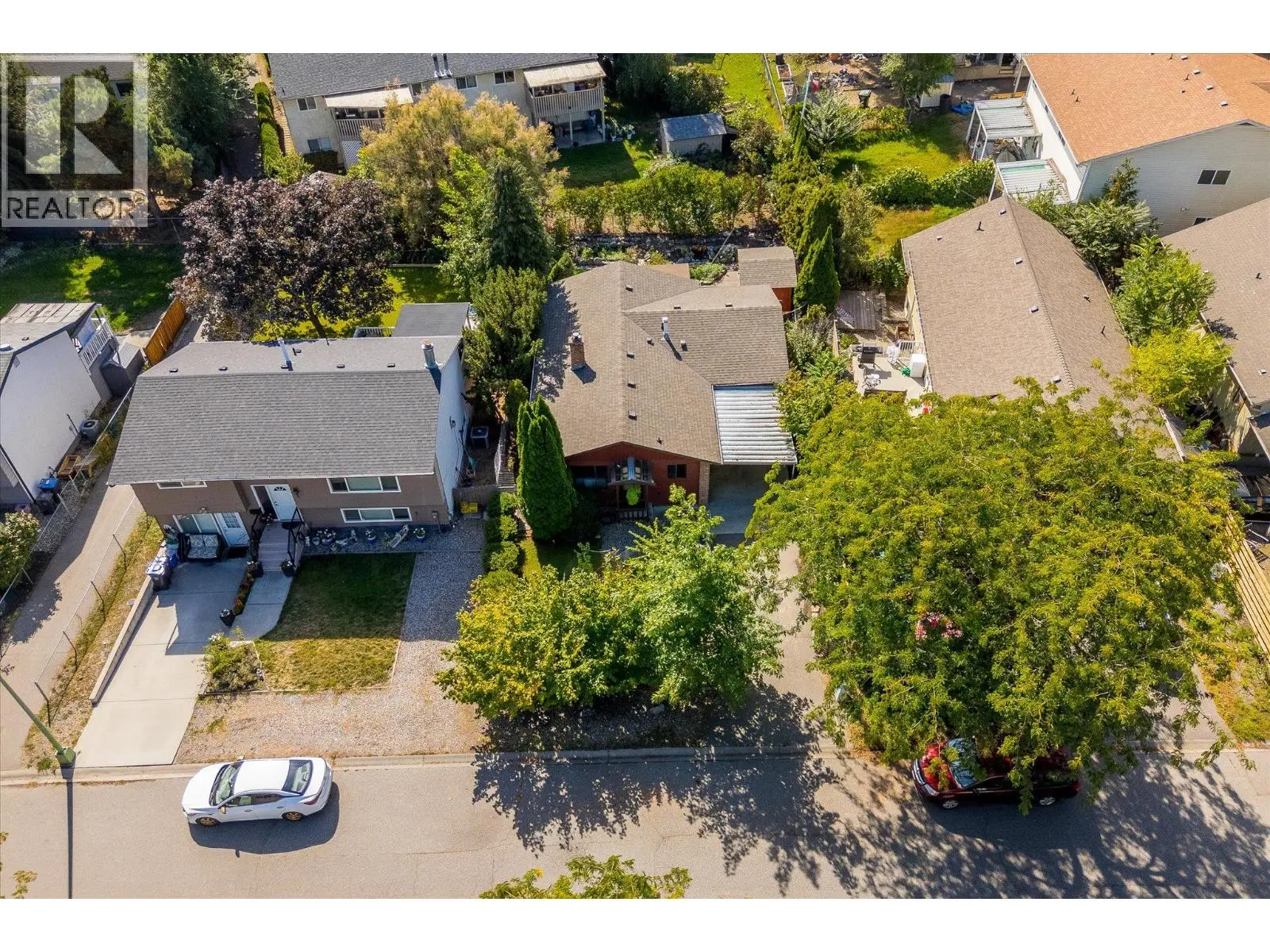 1485 Leaside Avenue. Kelowna, British Columbia