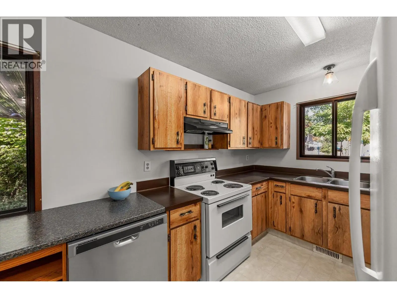 1485 Leaside Avenue. Kelowna, British Columbia
