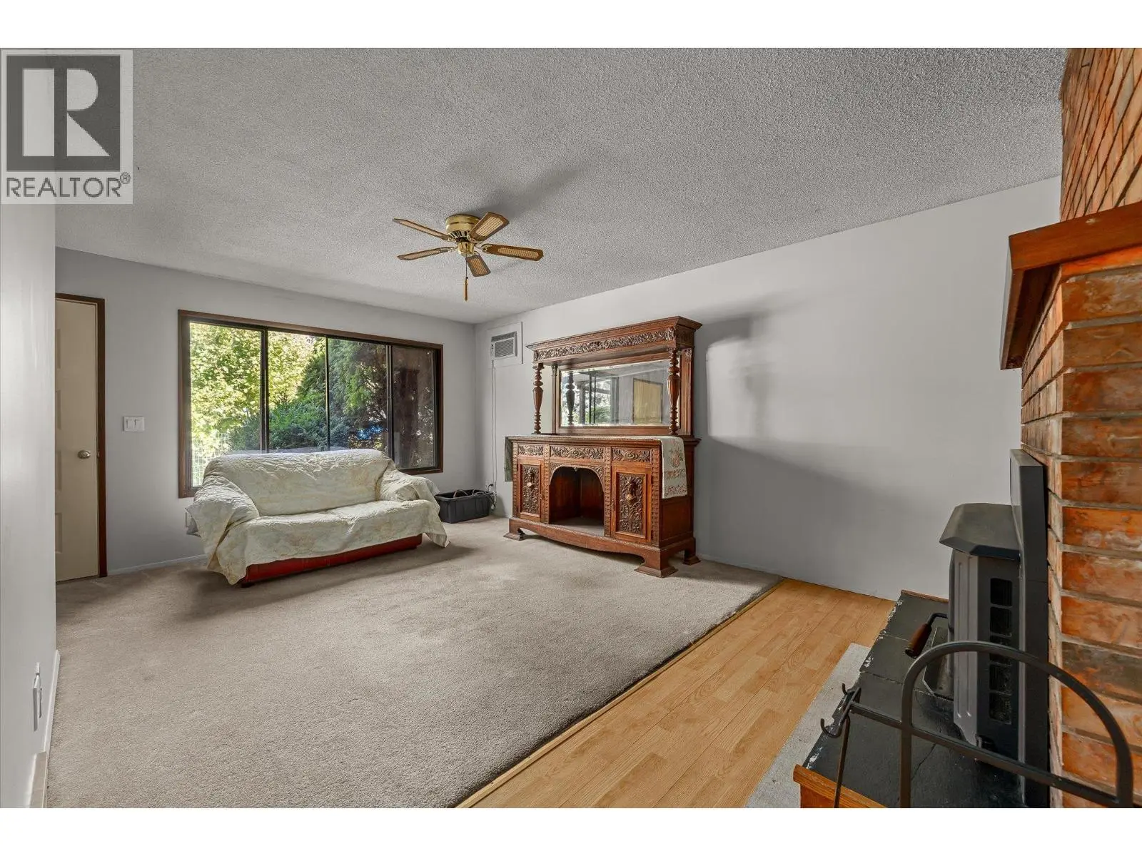 1485 Leaside Avenue. Kelowna, British Columbia