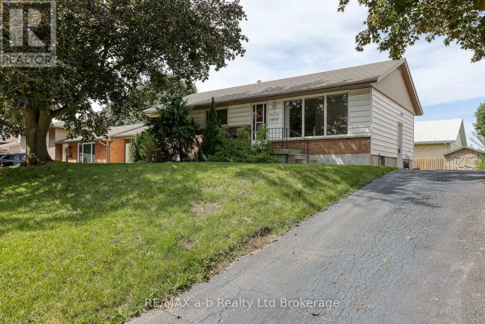 26 Glenn Avenue, Ingersoll (Ingersoll - South)