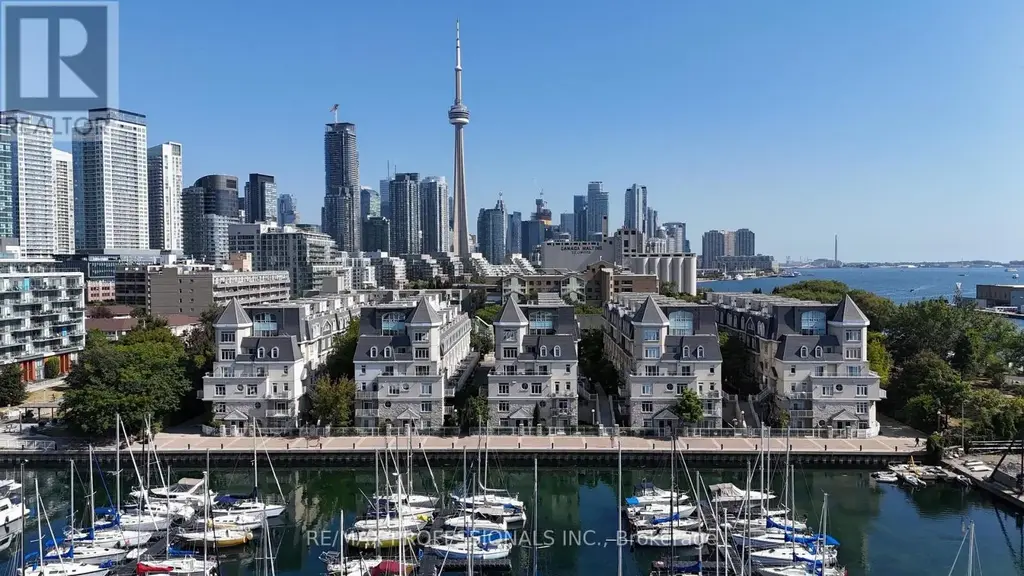 232 - 30 Stadium Road, Toronto (Niagara)