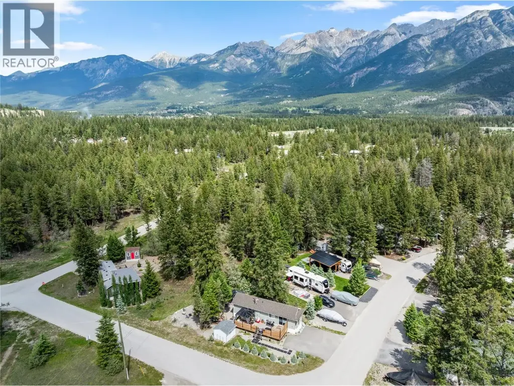 5478 93/95 Highway Unit# 3, Fairmont Hot Springs
