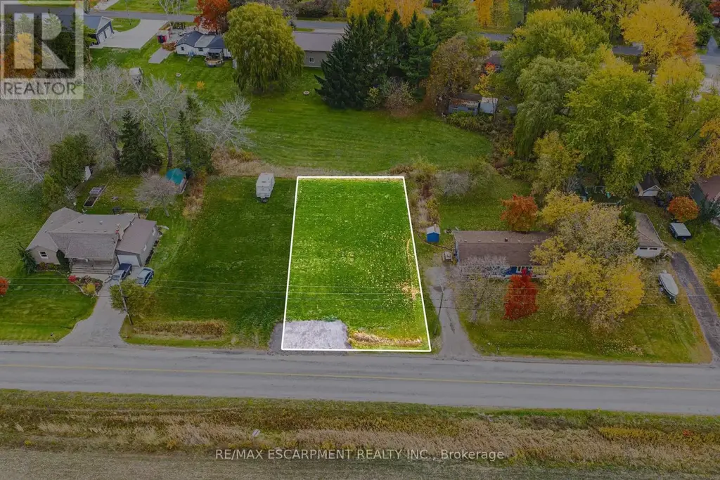 610 New Lakeshore Road, Norfolk (Port Dover)