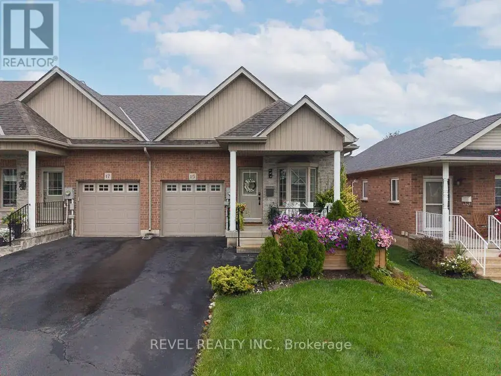 15 Millcroft Drive, Norfolk (Simcoe)