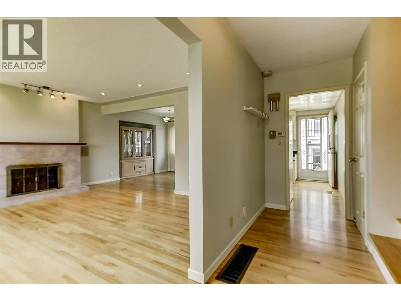 2202 Aberdeen Street. Kelowna, British Columbia