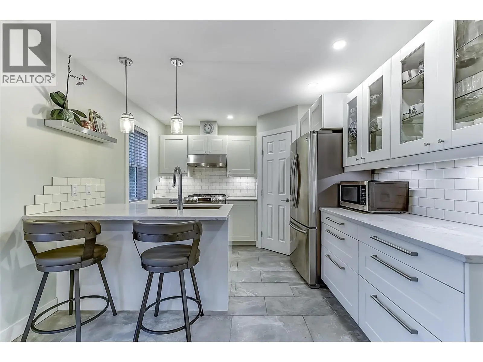 2202 Aberdeen Street. Kelowna, British Columbia