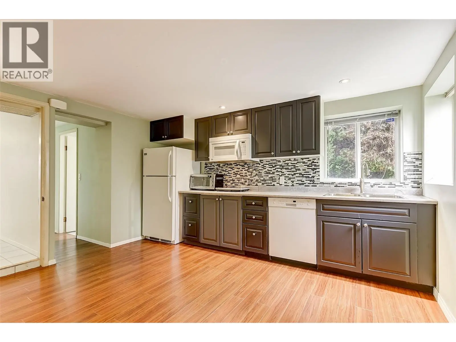 2202 Aberdeen Street. Kelowna, British Columbia
