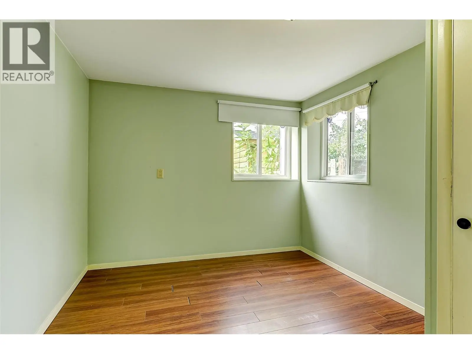 2202 Aberdeen Street. Kelowna, British Columbia