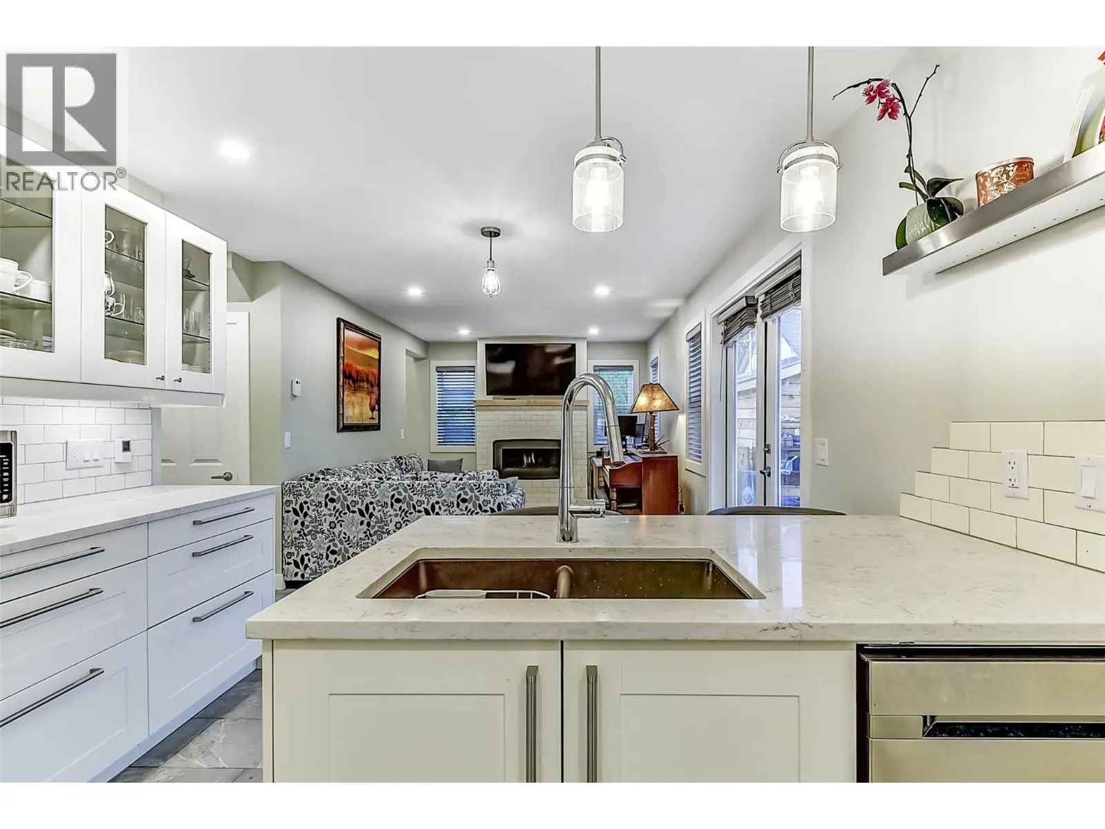 2202 Aberdeen Street. Kelowna, British Columbia