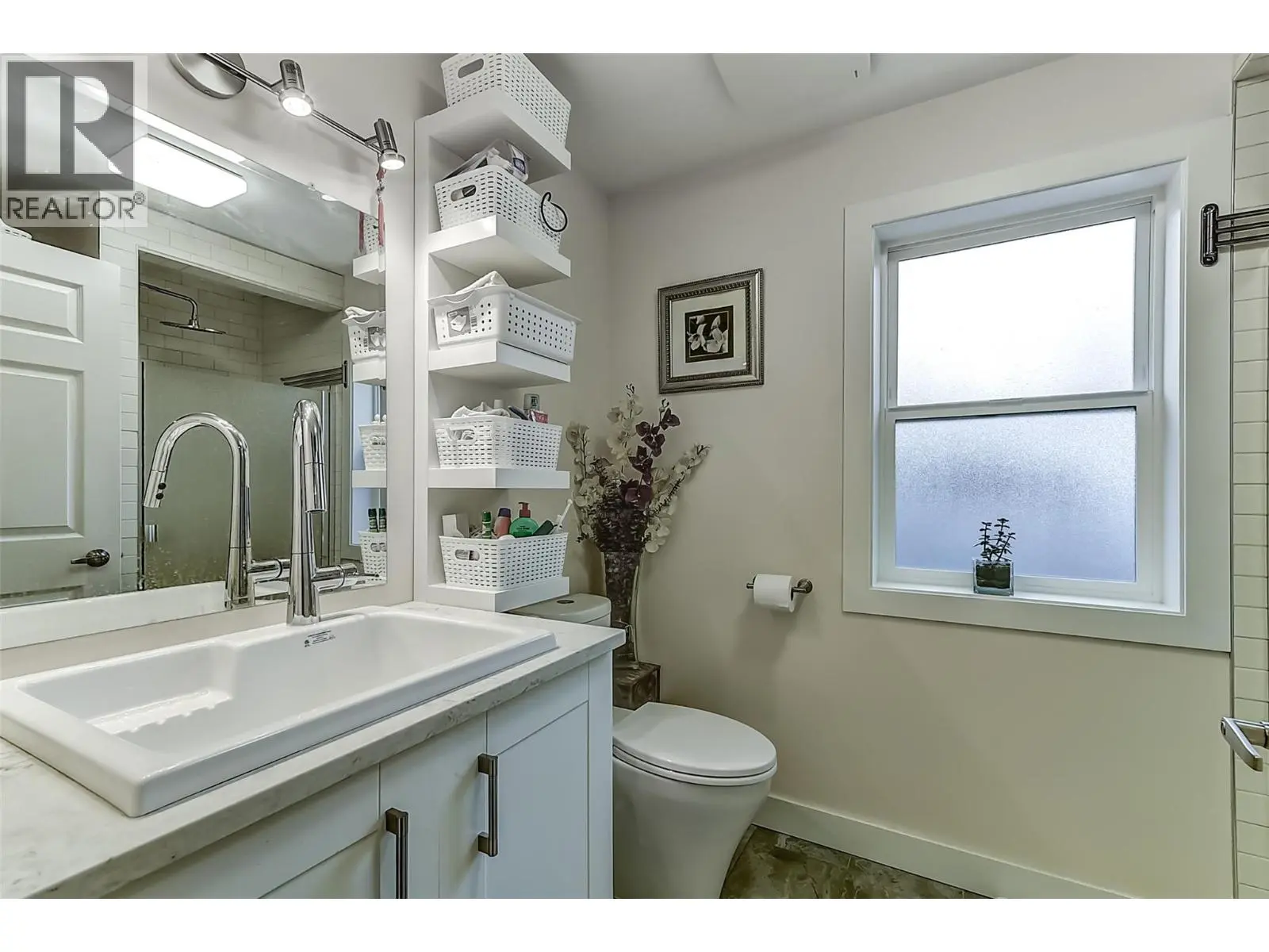 2202 Aberdeen Street. Kelowna, British Columbia