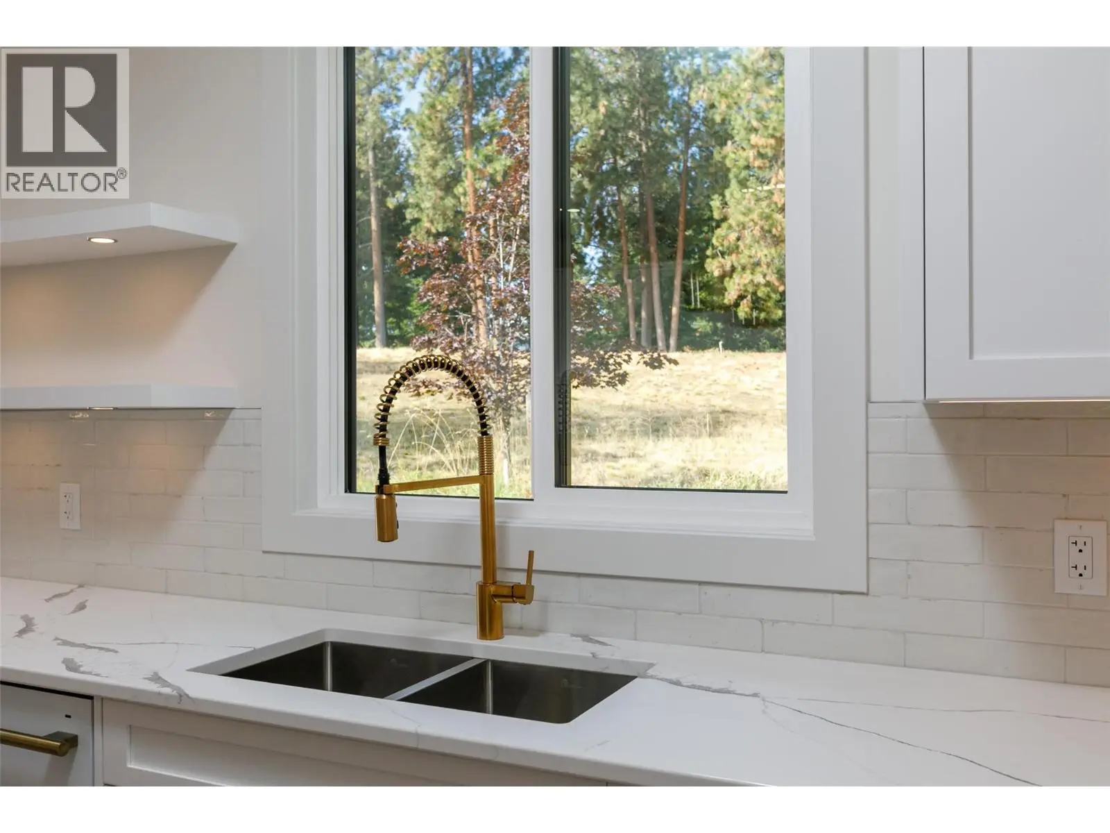 3005 Scenic Ridge Drive. West Kelowna, British Columbia