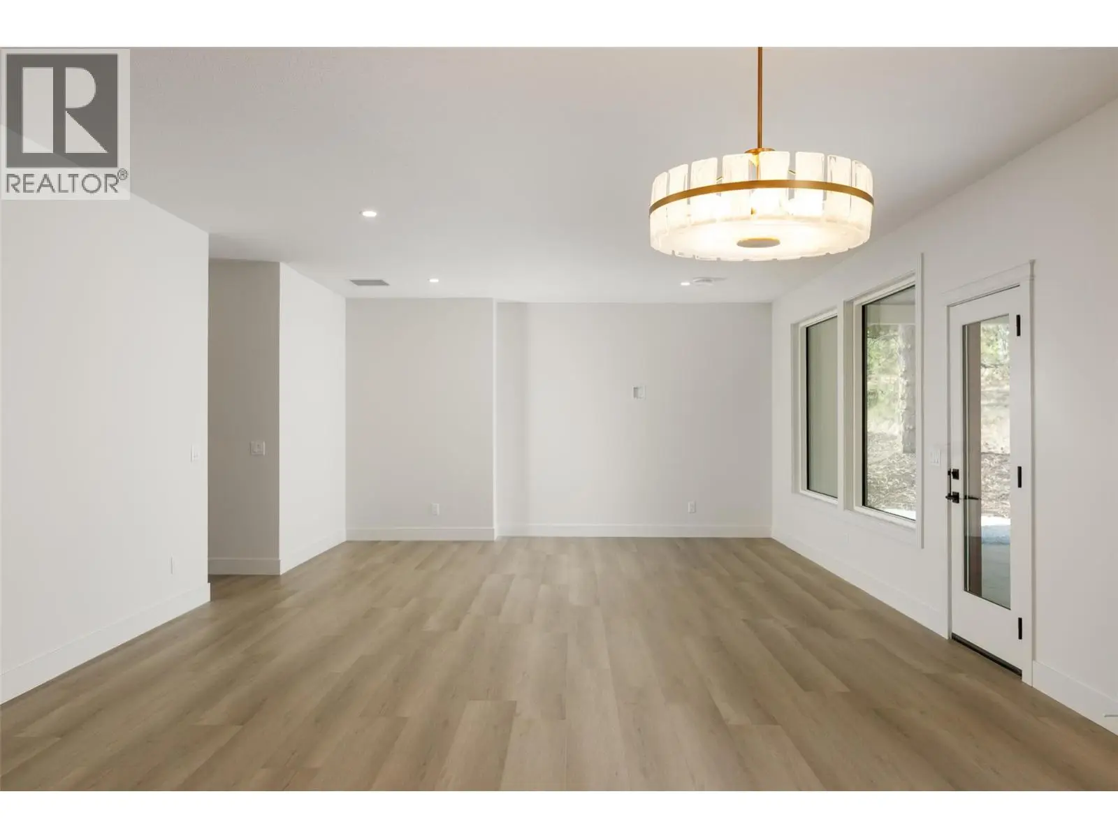3005 Scenic Ridge Drive. West Kelowna, British Columbia