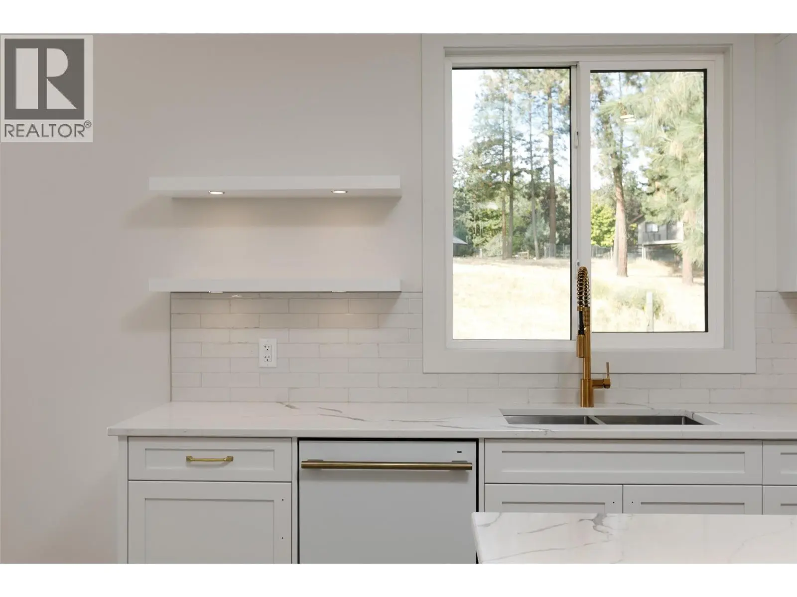 3005 Scenic Ridge Drive. West Kelowna, British Columbia