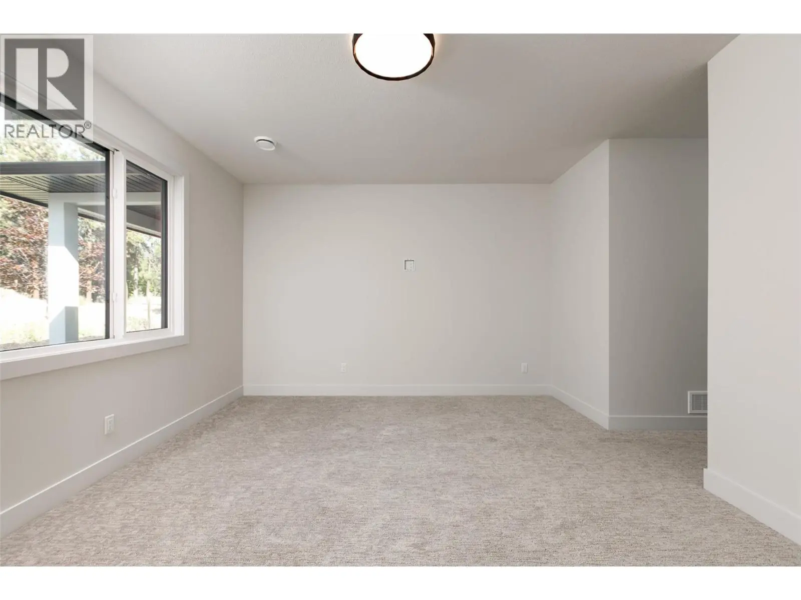 3005 Scenic Ridge Drive. West Kelowna, British Columbia