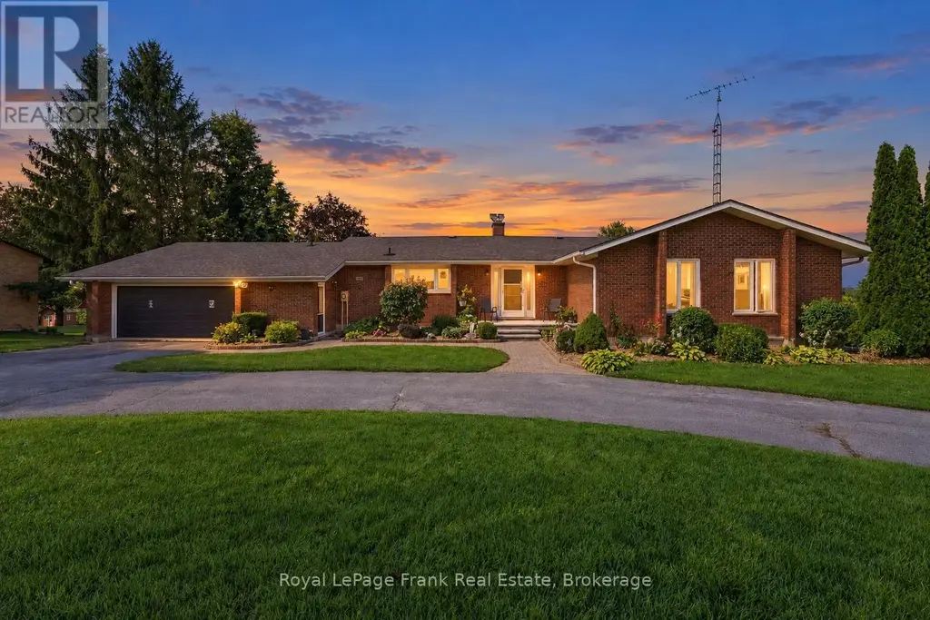 61 Bluewater Avenue, Kawartha Lakes (Lindsay)