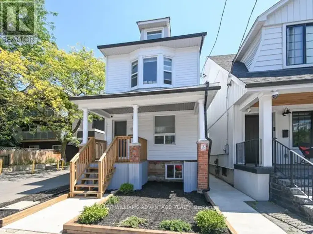 Upper - 113 Woodbine Avenue, Toronto (The Beaches)