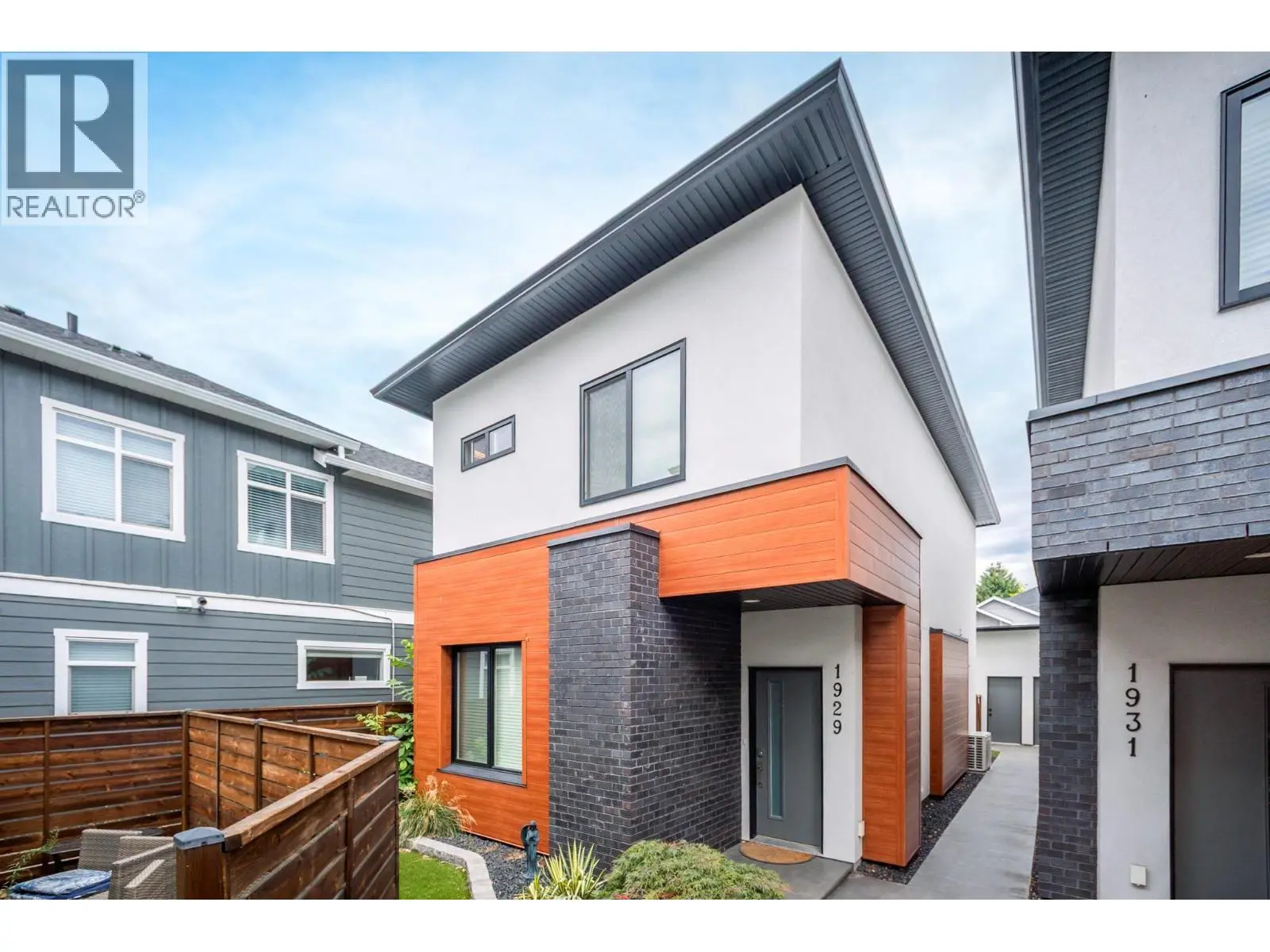 Photo of Listing #10400531