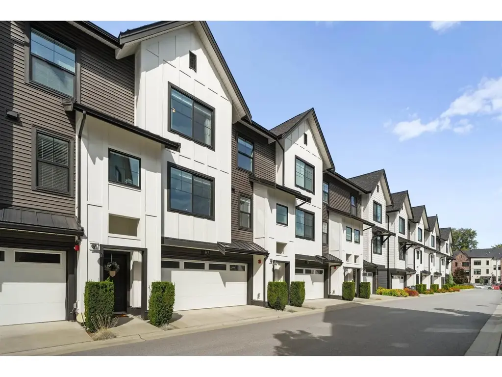 67 7967 197 Street, Langley