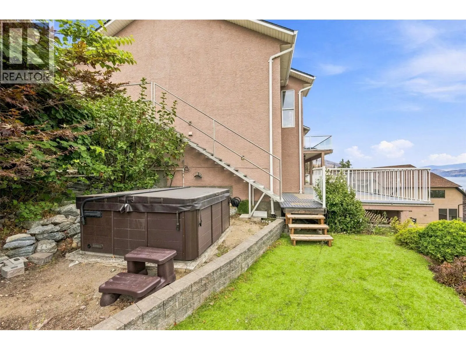 1525 Bear Creek Road Unit# 14. Kelowna, British Columbia