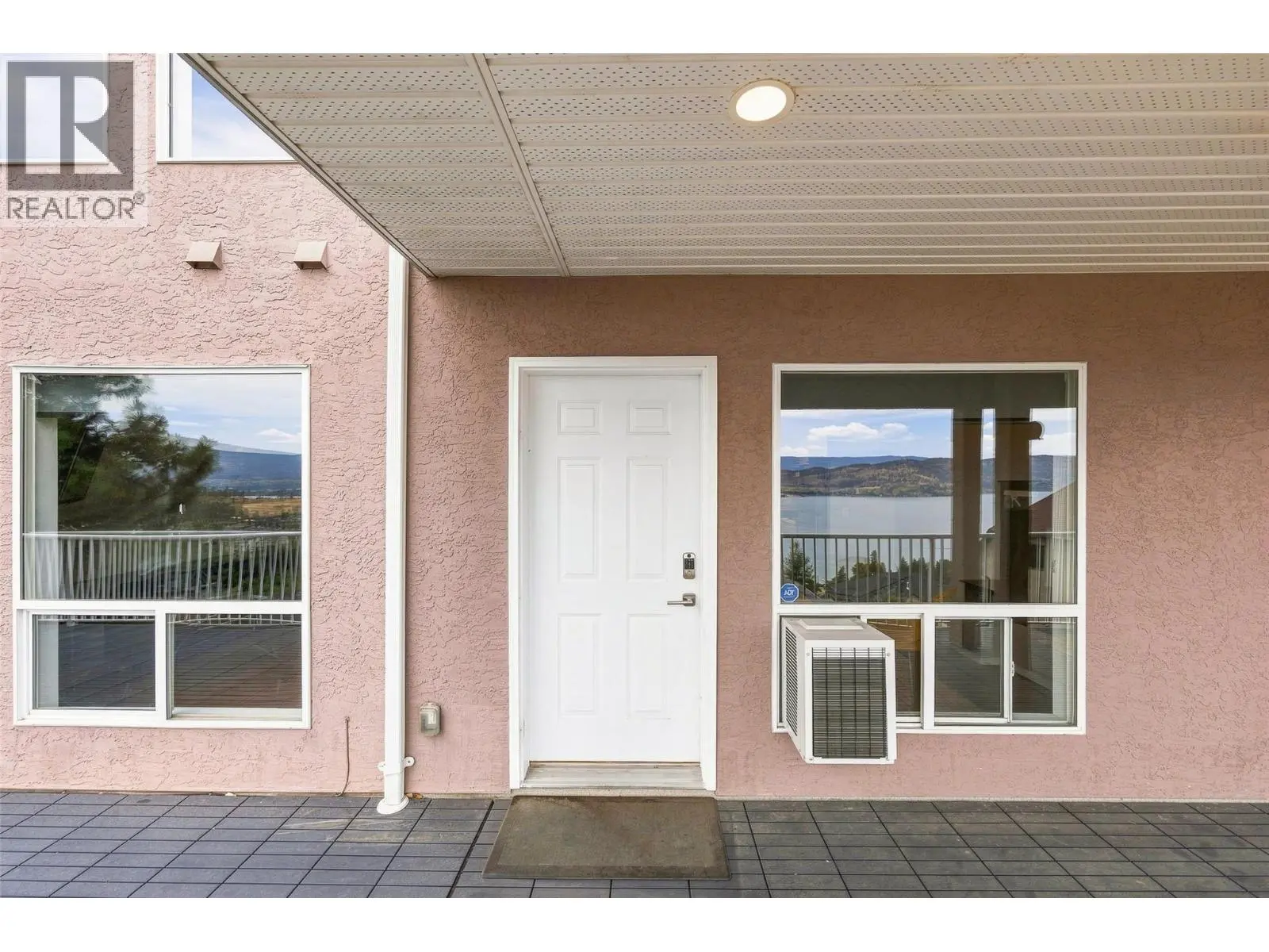 1525 Bear Creek Road Unit# 14. Kelowna, British Columbia