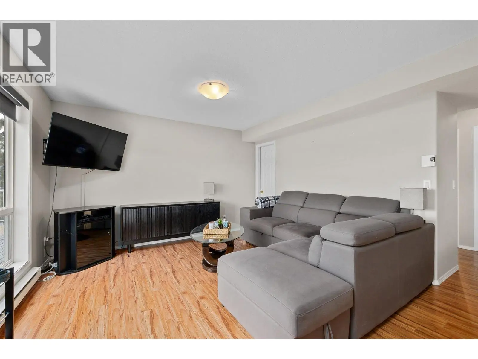 1525 Bear Creek Road Unit# 14. Kelowna, British Columbia