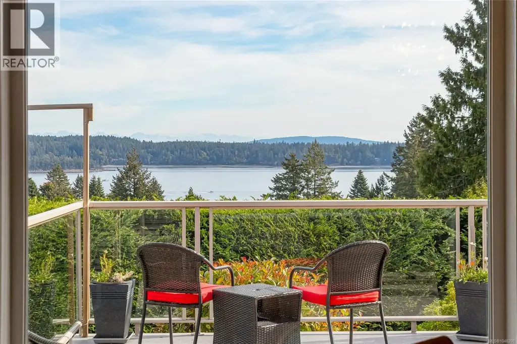 421a Walker Ave, Ladysmith