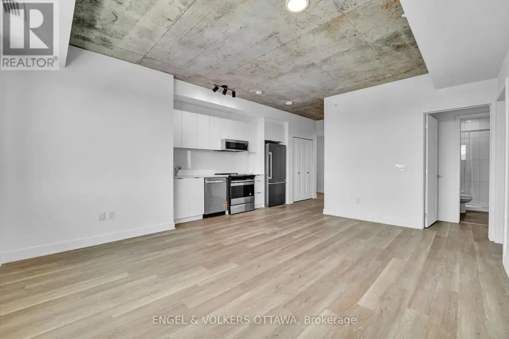 B1109 - 1655 Carling Avenue, Ottawa