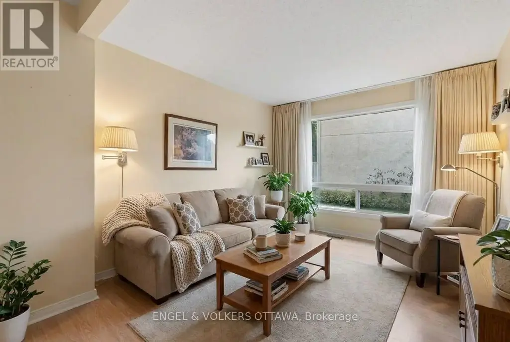 18 - 1280 Cahill Drive, Ottawa