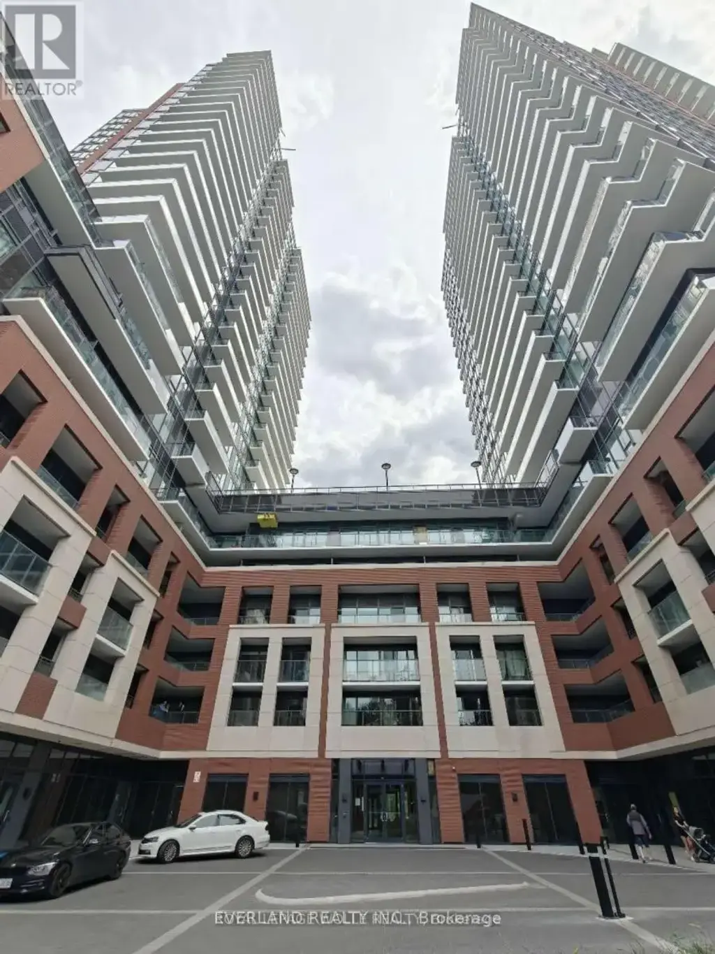 2205 - 4010 Eglinton Avenue W, Toronto (Humber Heights)