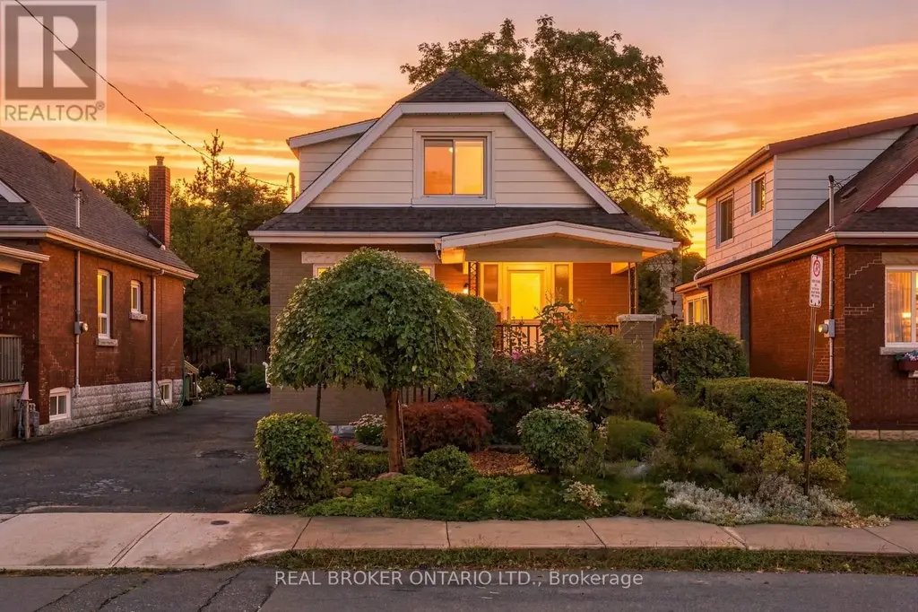 51 Barons Avenue N, Hamilton (Homeside)