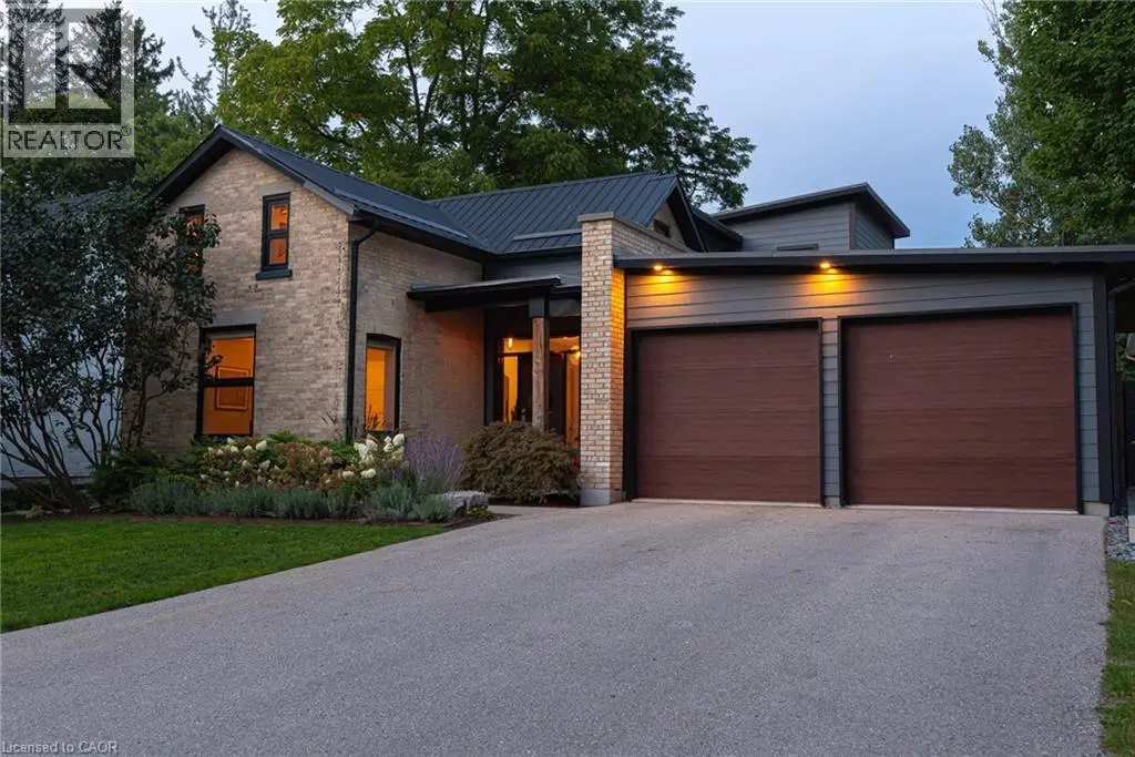 279 Geddes Street, Elora