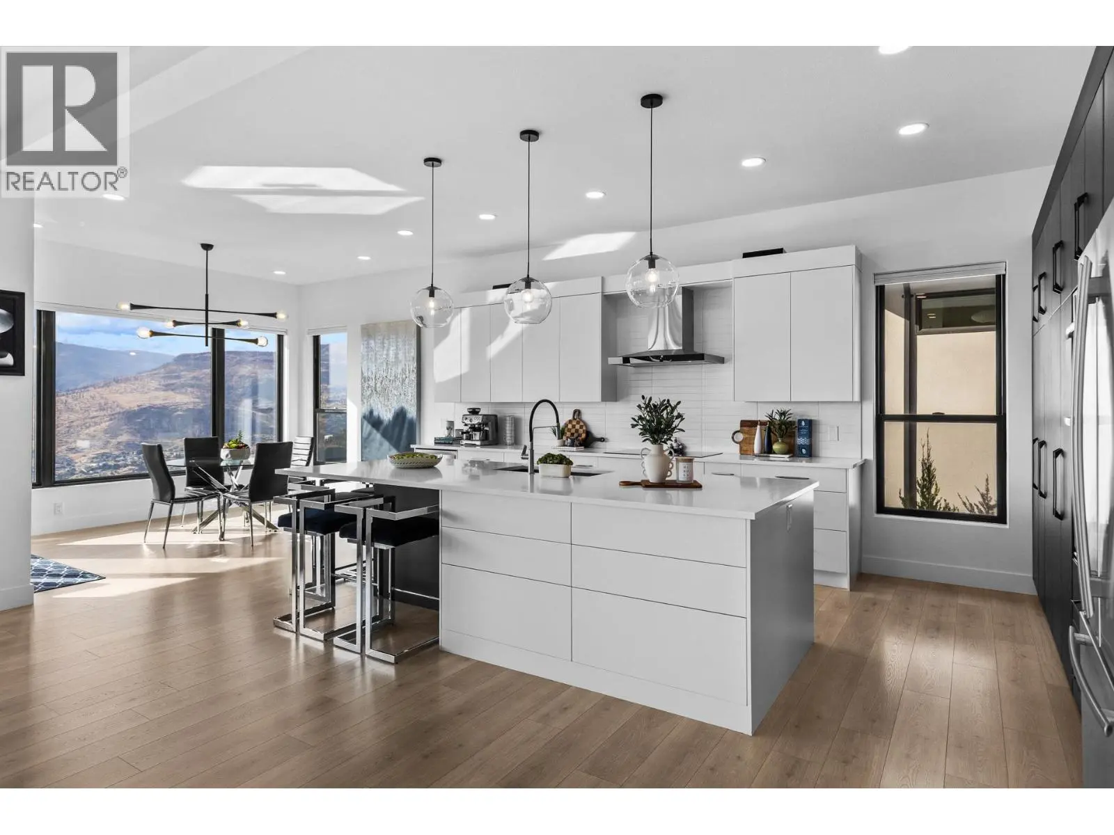 1539 Rocky Point Drive. Kelowna, British Columbia